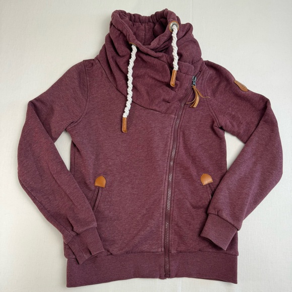 Wanakome Tops - Wanakome Sweatshirt size small